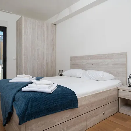 Mali & Veli דירה *