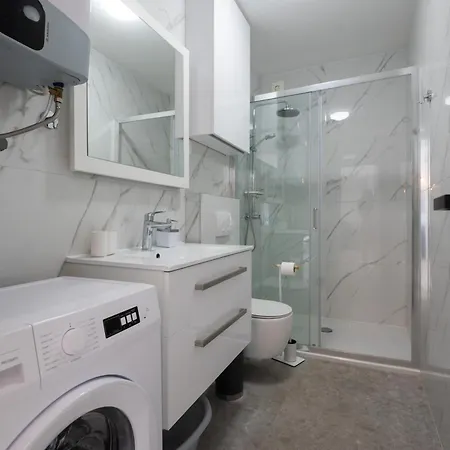 Mali & Veli Apartman *