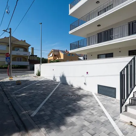 Apartment Mali & Veli *