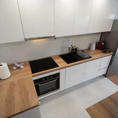 Daire Mali & Veli Zadar