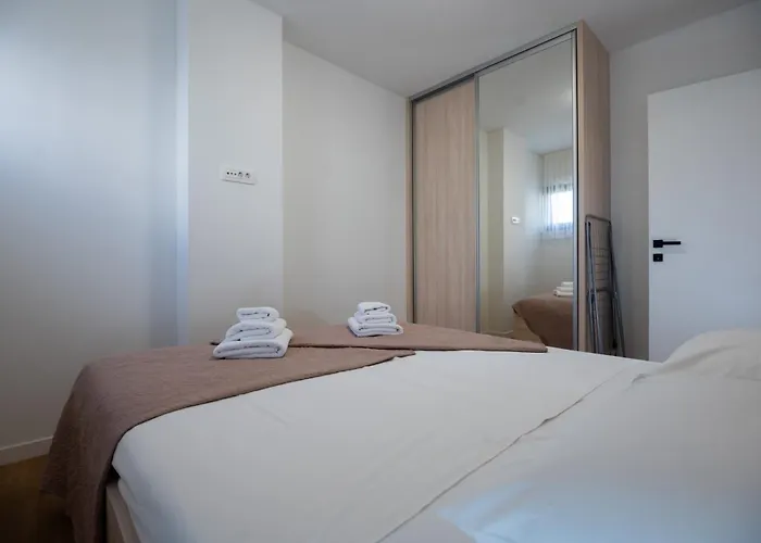 Lägenhet Mali & Veli